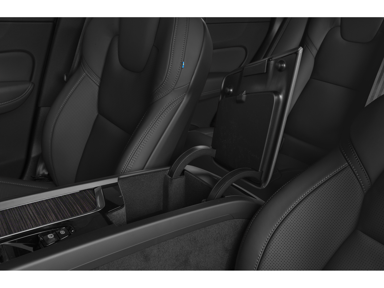 2022 Volvo XC60 Recharge Plug-In Hybrid Inscription