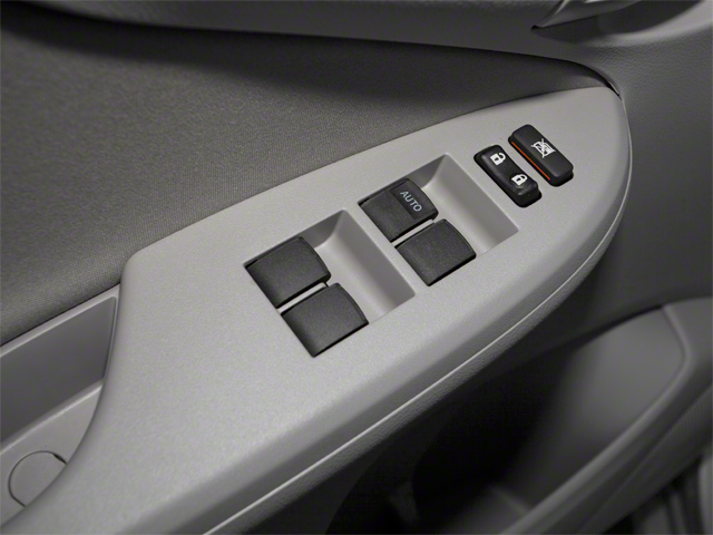 2013 Toyota COROLLA L