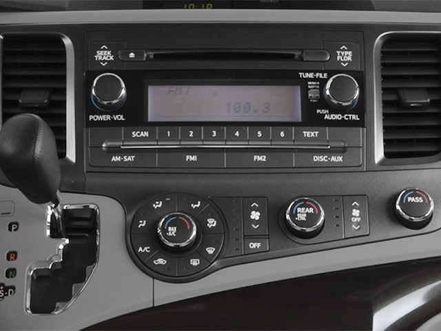 2014 Toyota Sienna 7 Passenger