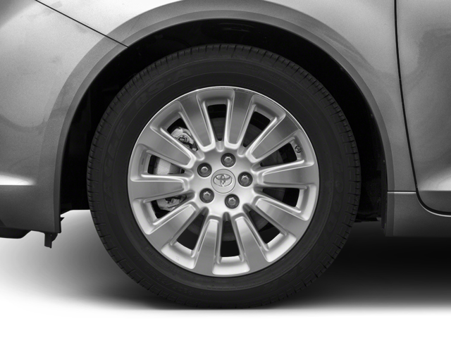 2017 Toyota Sienna XLE 7 Passenger