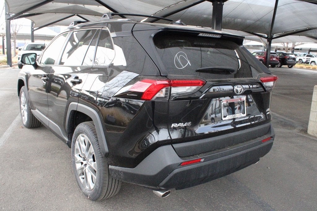 2025 Toyota RAV4 XLE Premium