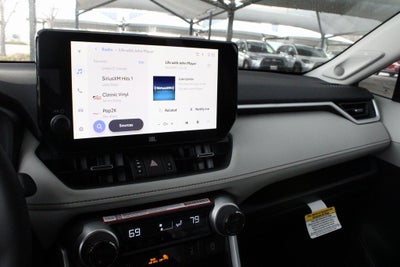 2025 Toyota RAV4 XLE Premium