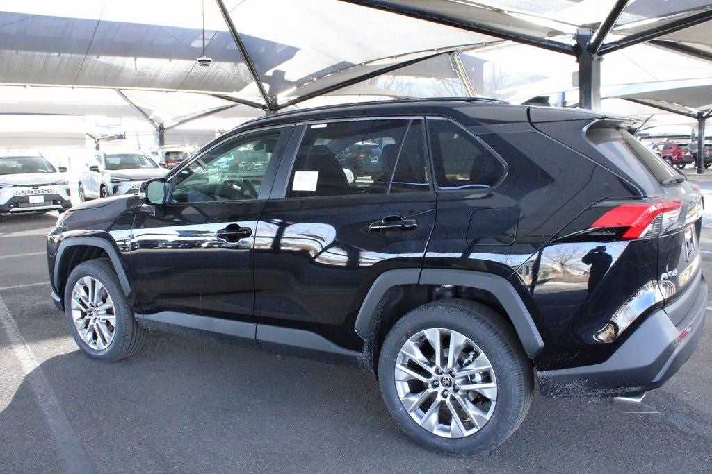 2025 Toyota RAV4 XLE Premium