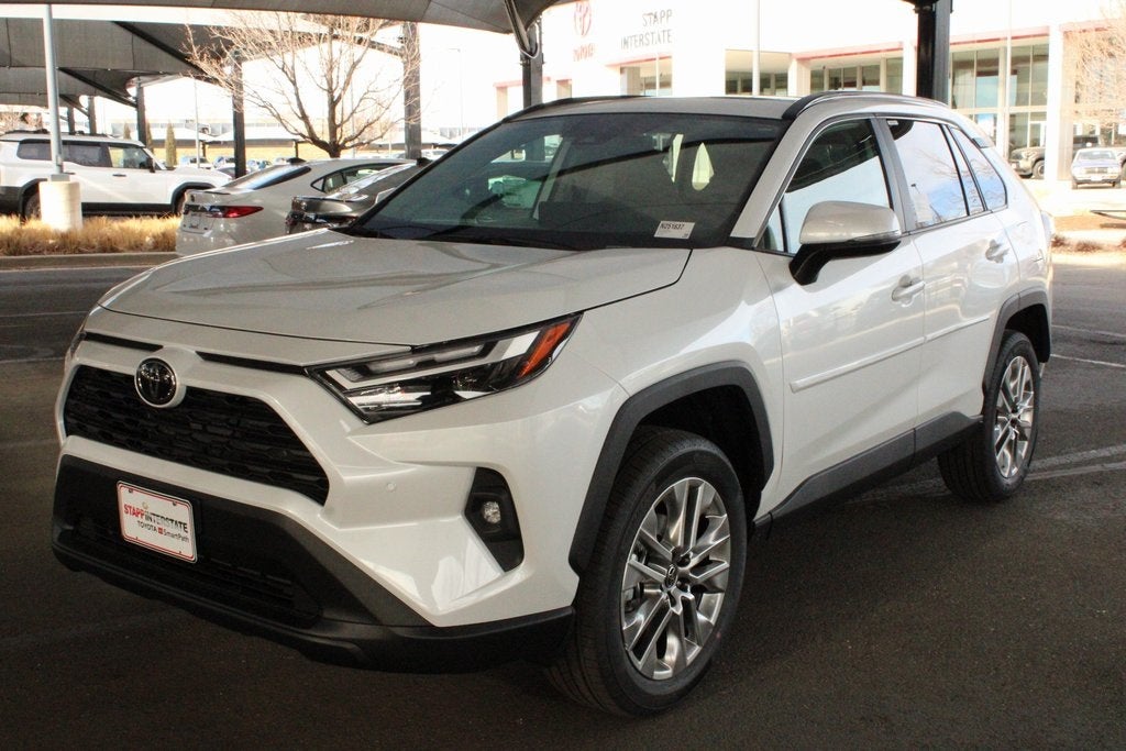 2025 Toyota RAV4 XLE Premium