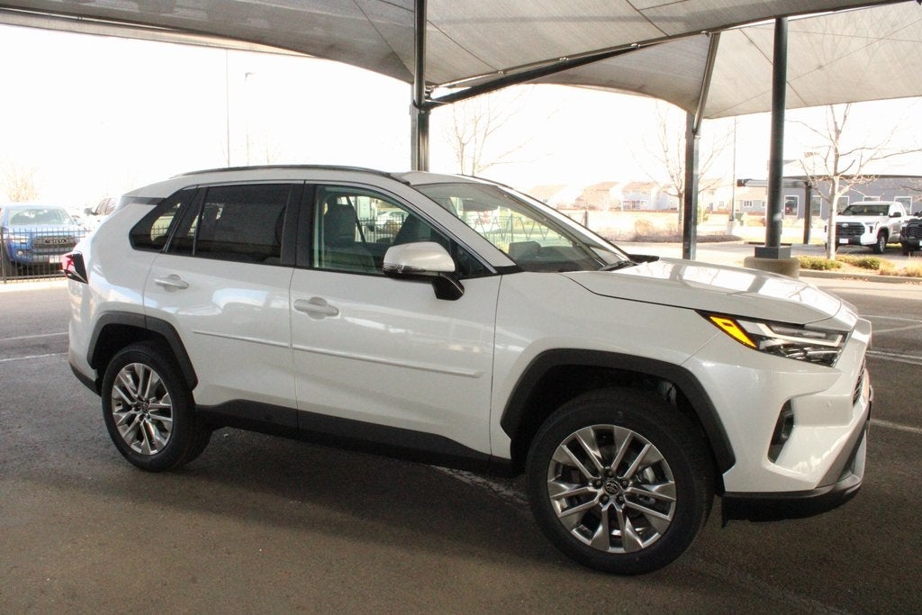 2025 Toyota RAV4 XLE Premium