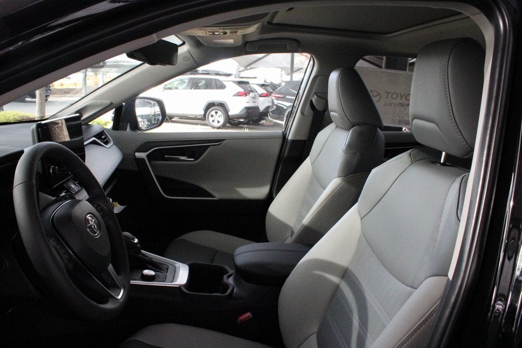 2025 Toyota RAV4 Limited