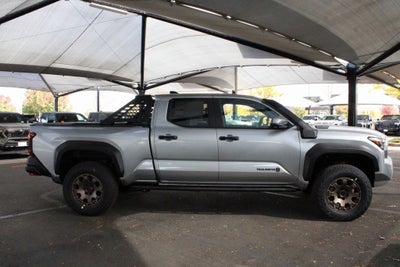 2025 Toyota Tacoma Hybrid Trailhunter