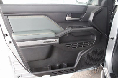 2025 Toyota Tacoma Hybrid Trailhunter