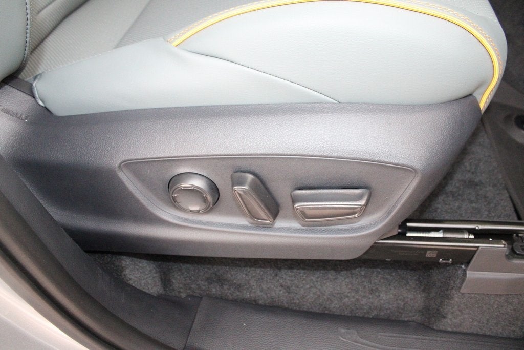 2025 Toyota Tacoma Hybrid Trailhunter