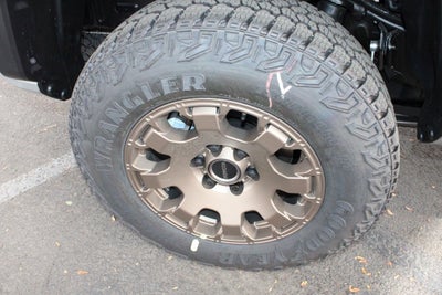 2025 Toyota Tacoma Hybrid Trailhunter