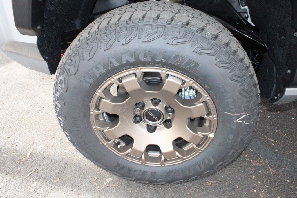 2025 Toyota Tacoma Hybrid Trailhunter