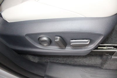 2026 Toyota Tacoma Hybrid Limited