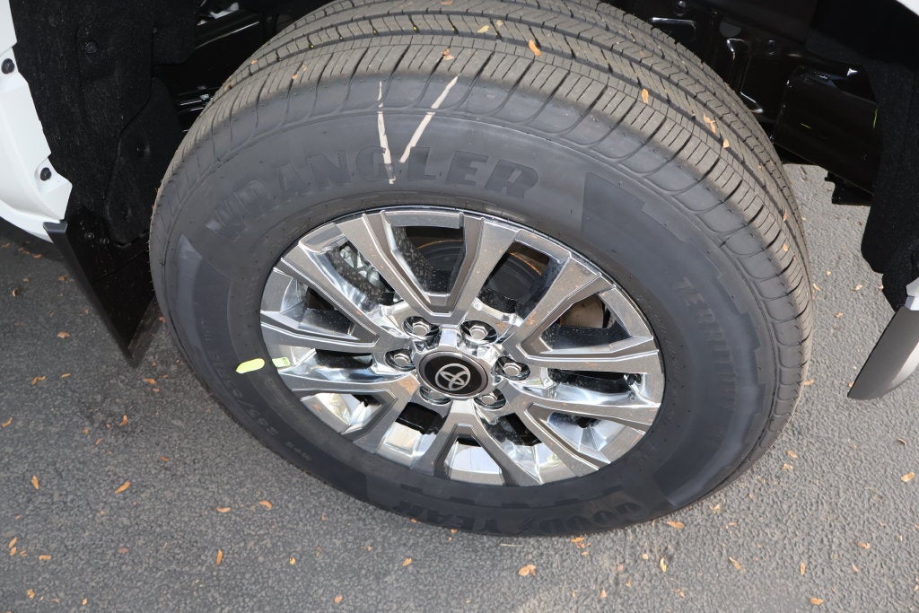 2026 Toyota Tacoma Hybrid Limited