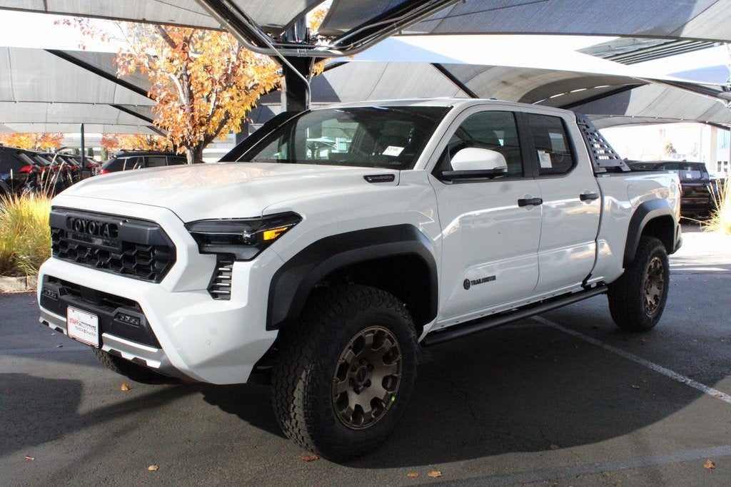 2025 Toyota Tacoma Hybrid Trailhunter