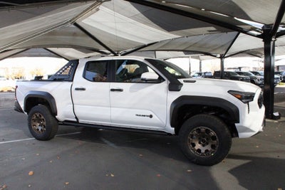 2025 Toyota Tacoma Hybrid Trailhunter