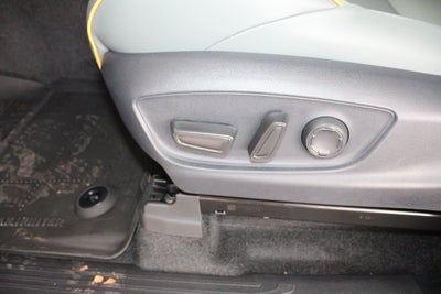 2025 Toyota Tacoma Hybrid Trailhunter