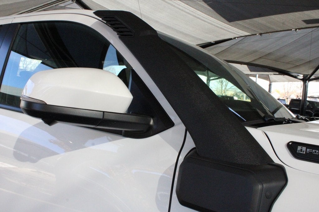 2025 Toyota Tacoma Hybrid Trailhunter