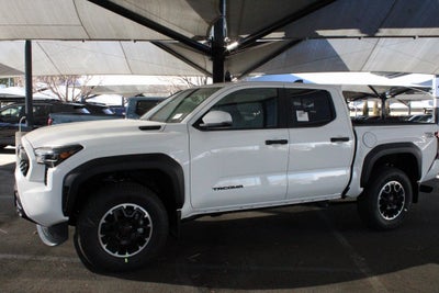 2026 Toyota Tacoma Hybrid TRD Off Road