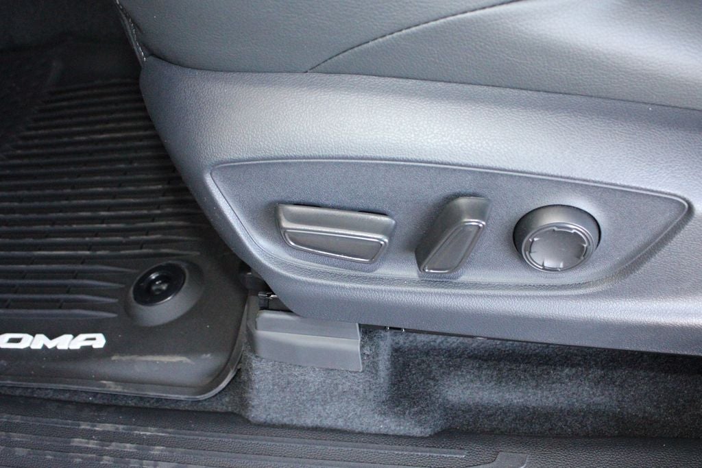 2026 Toyota Tacoma Hybrid TRD Off Road