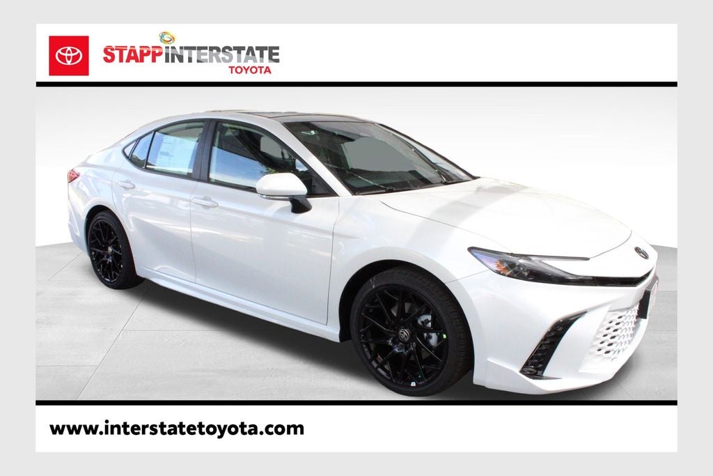 2026 Toyota Camry XSE Hybrid's photo