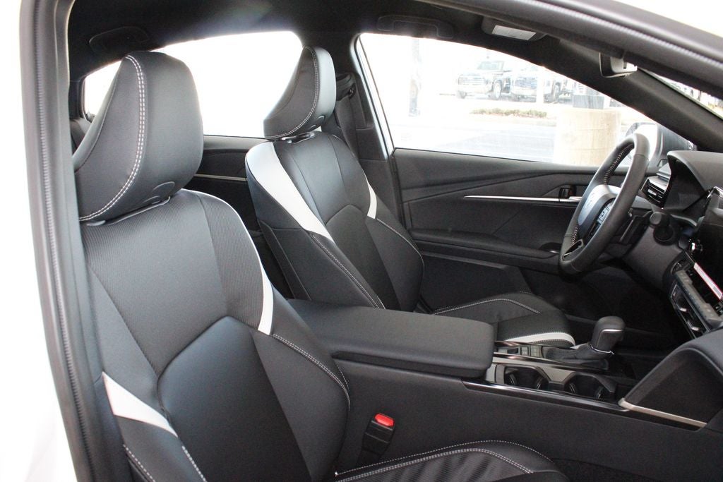 2026 Toyota Camry SE Nightshade