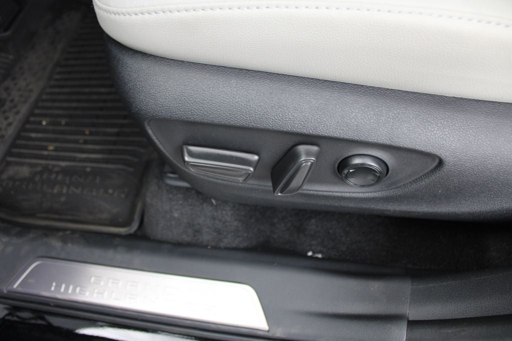 2026 Toyota Grand Highlander Hybrid MAX Limited
