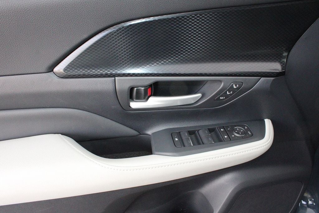 2026 Toyota Grand Highlander Hybrid MAX Limited