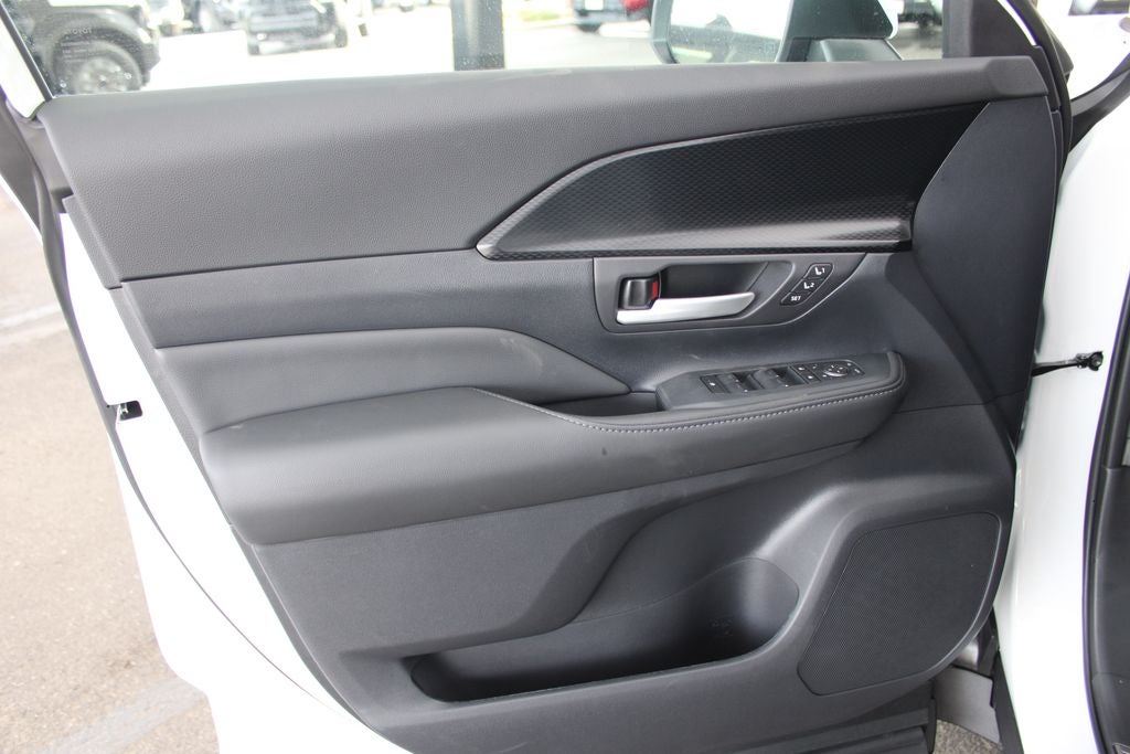 2026 Toyota Grand Highlander Hybrid MAX Limited