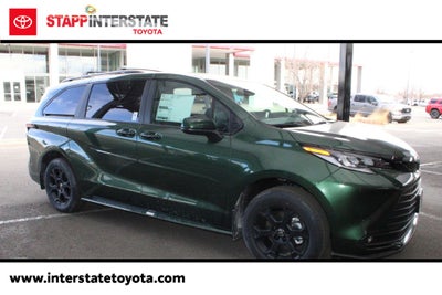 2026 Toyota Sienna Woodland Edition 7 Passenger