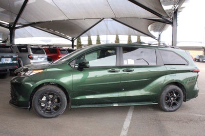 2026 Toyota Sienna Woodland Edition 7 Passenger