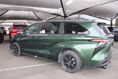 2026 Toyota Sienna Woodland Edition 7 Passenger