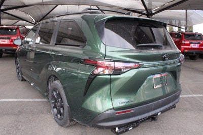 2026 Toyota Sienna Woodland Edition 7 Passenger
