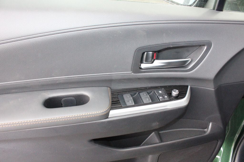 2026 Toyota Sienna Woodland Edition 7 Passenger