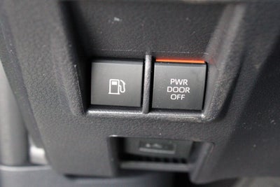 2026 Toyota Sienna Woodland Edition 7 Passenger