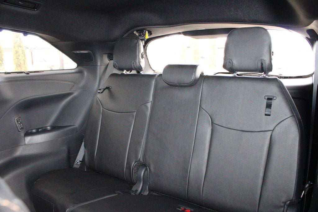 2026 Toyota Sienna Woodland Edition 7 Passenger