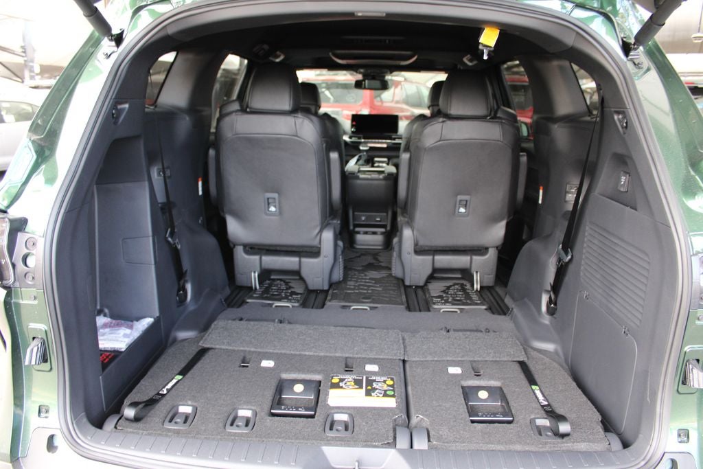 2026 Toyota Sienna Woodland Edition 7 Passenger