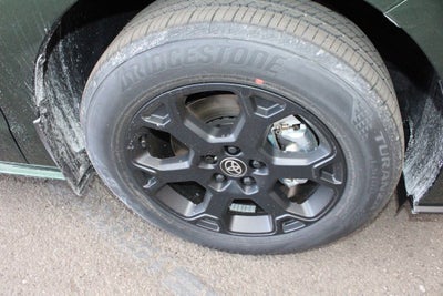 2026 Toyota Sienna Woodland Edition 7 Passenger