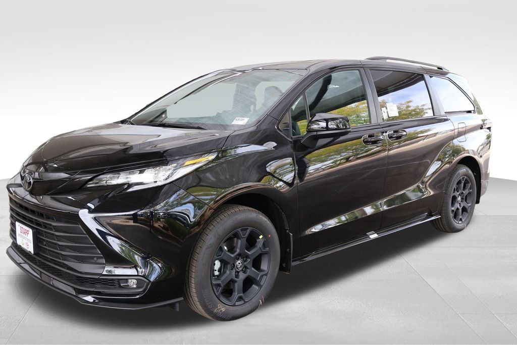 2026 Toyota Sienna Woodland Edition 7 Passenger