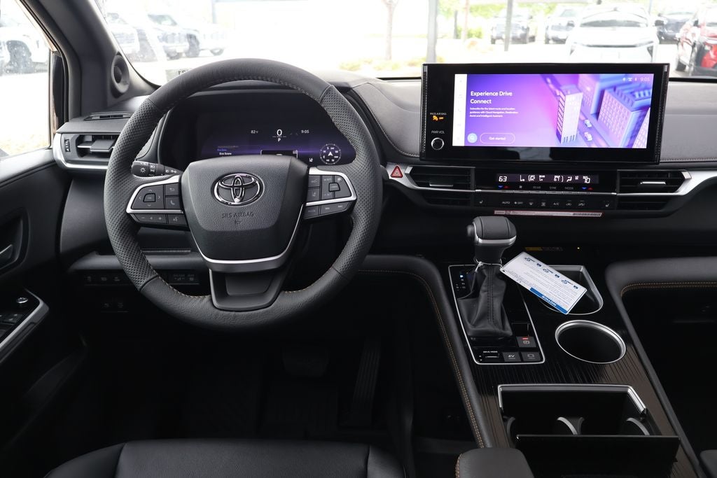 2026 Toyota Sienna Woodland Edition 7 Passenger