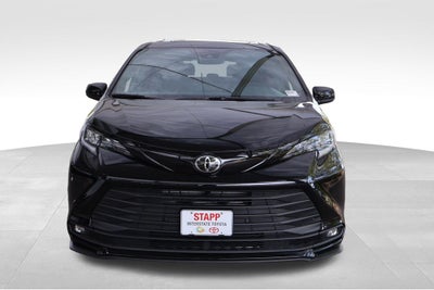 2026 Toyota Sienna Woodland Edition 7 Passenger