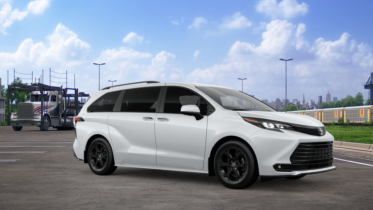 2026 Toyota Sienna Woodland Edition 7 Passenger