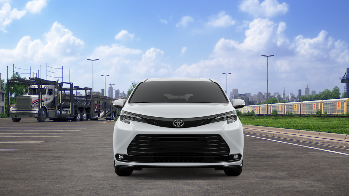 2026 Toyota Sienna Woodland Edition 7 Passenger