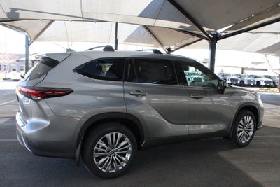 2026 Toyota Highlander Hybrid Platinum