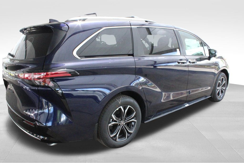 2026 Toyota Sienna Platinum 7 Passenger