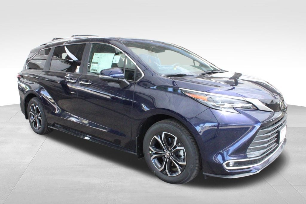 2026 Toyota Sienna Platinum 7 Passenger