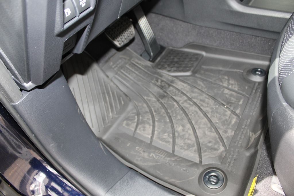 2026 Toyota Sienna Platinum 7 Passenger