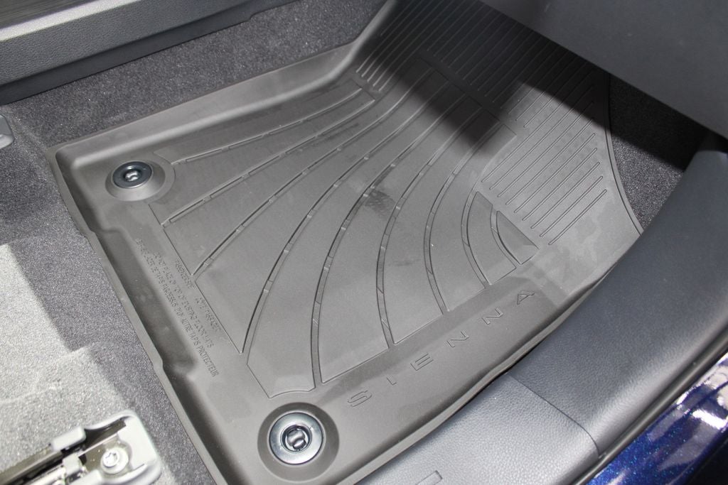 2026 Toyota Sienna Platinum 7 Passenger