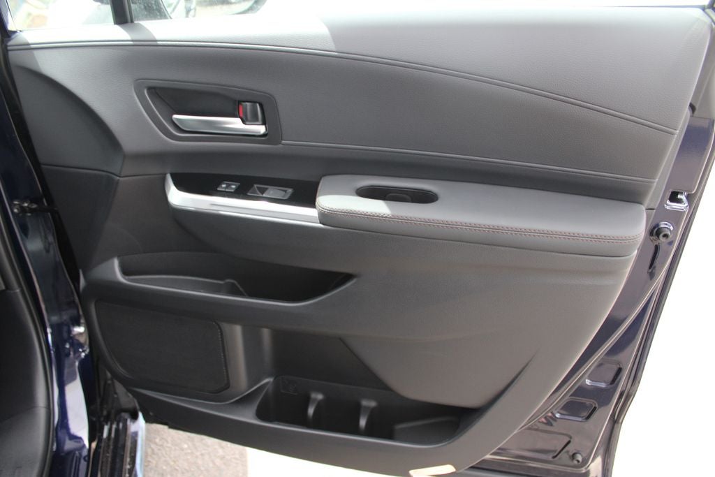 2026 Toyota Sienna Platinum 7 Passenger