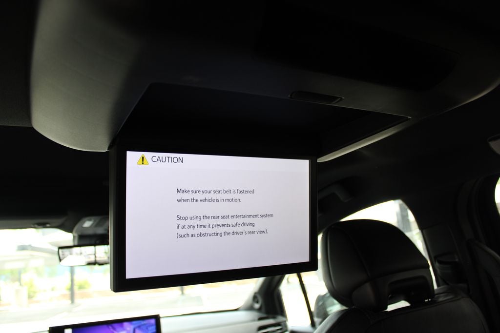 2026 Toyota Sienna Platinum 7 Passenger