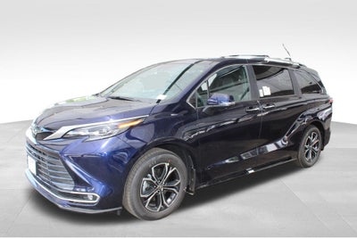 2026 Toyota Sienna Platinum 7 Passenger